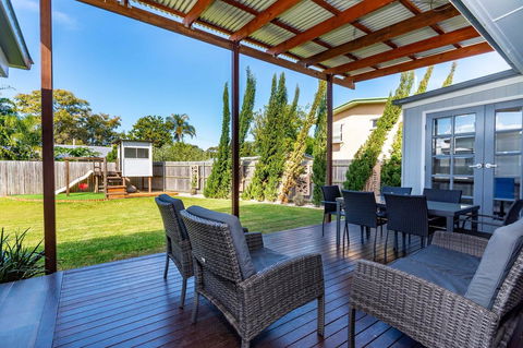Fabulous Family Destination In Paradise Parade, Bongaree - Sydneys Hotel 13
