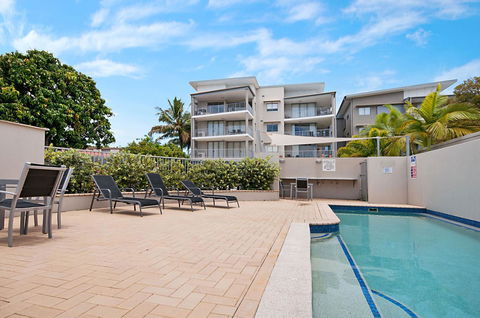 Spectacular Unit Overlooking Pumicestone Passage - Welsby Pde, Bongaree - Sydneys Hotel 5