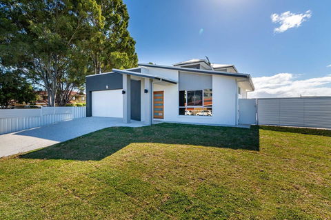Stunning Canal Home Oh So Close To The Waterfront - Sydneys Hotel 4