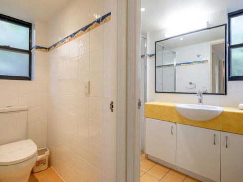 Mooloomba Five - Sydneys Hotel 19