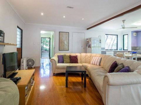 Billa Blue By Discover Stradbroke - Sydneys Hotel 5