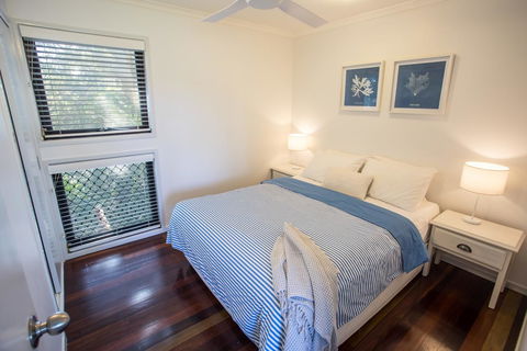 Point Break Beach House - Sydneys Hotel 9