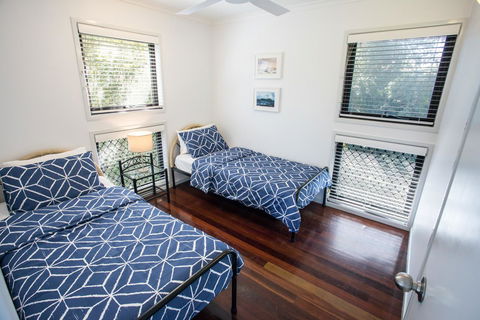 Point Break Beach House - Sydneys Hotel 15
