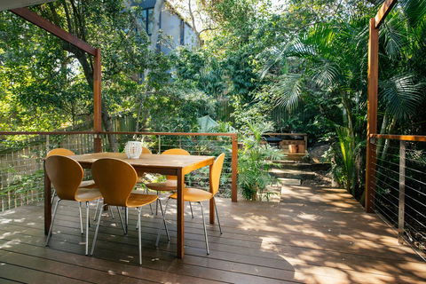 Point Break Beach House - Sydneys Hotel 0