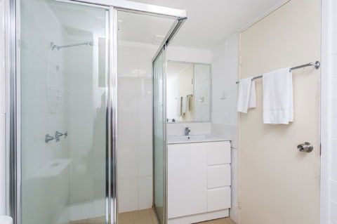 The Islander - Sydneys Hotel 22