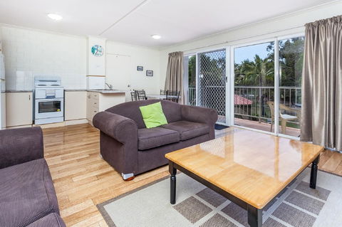 The Islander - Sydneys Hotel 26