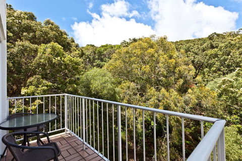 The Islander - Sydneys Hotel 2