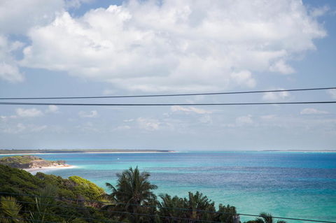 Seychelles Up - Sydneys Hotel 3