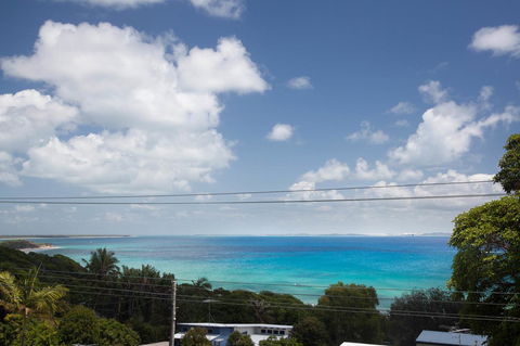 Seychelles Up - Sydneys Hotel 2