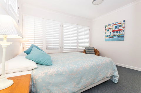 Seychelles Up - Sydneys Hotel 19