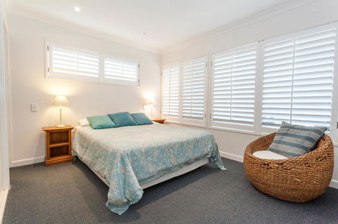Seychelles Up - Sydneys Hotel 18