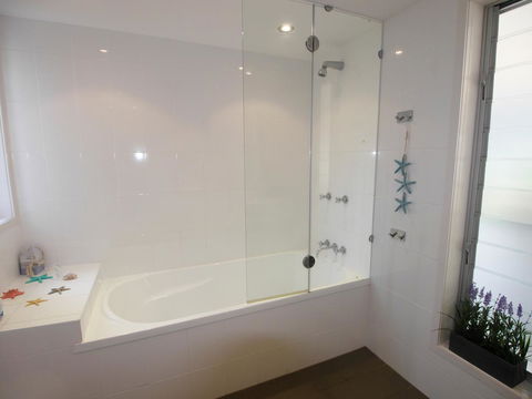 Sandbar - Sydneys Hotel 14