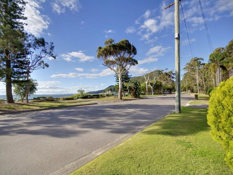 'Beachside' Shoal Bay, Unit 4 - Sydneys Hotel 3