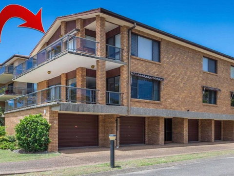 'COLUMBIA VIEWS', 2/9 COLUMBIA CLOSE - AIRCON, WIFI, NETFLIX, VIEWS & BOAT PARKING - Sydneys Hotel 0