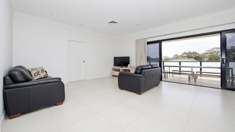 'Ocean To Beach' Luxury Hide Away - Sydneys Hotel 3