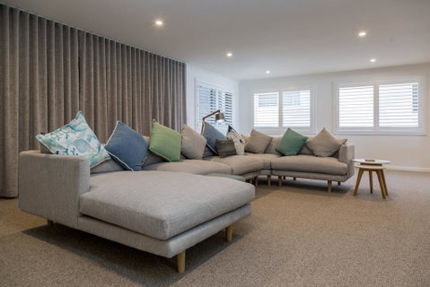 'Salt & Light' Mollymook - Sydneys Hotel 2