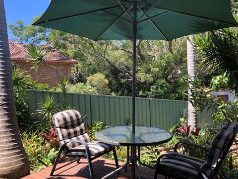 'Sandy Palms' 28 Moorooba Cr - Beautiful Home With Wifi, Air-con And Boat Parking - Sydneys Hotel 3