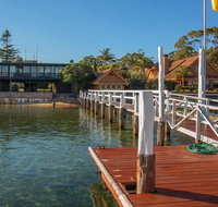'Southwind' on Main Street - Sydneys Hotel