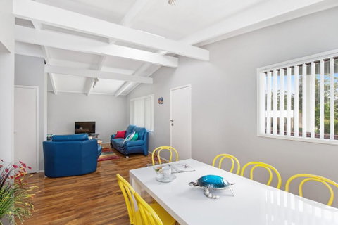 'White Sands', Mollymook - Sydneys Hotel 2