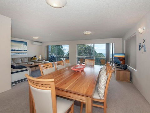1 'Laman Lodge', 15 Laman Street - Stunning Air Conditioned Unit With Water Views And WIFI - Sydneys Hotel 3
