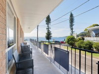 Book Shoal Bay Accommodation Vacations Sydneys Hotel Sydneys Hotel