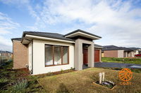 Book Cranbourne West Accommodation Vacations Sydneys Hotel Sydneys Hotel