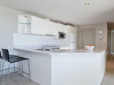 11 'Bayview Apartment' 42 Stockton Street - Right In The CBD Of Nelson Bay With Water Views - Sydneys Hotel 2