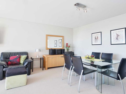 11 'Bayview Apartment' 42 Stockton Street - Right In The CBD Of Nelson Bay With Water Views - Sydneys Hotel 1