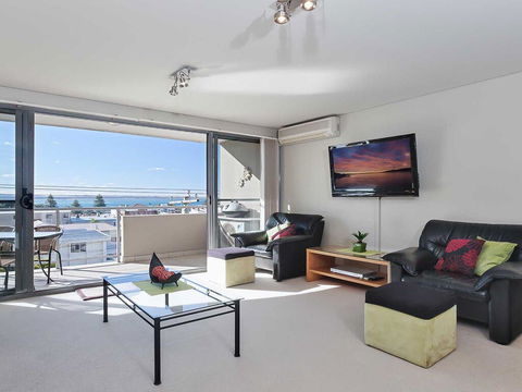 11 'Bayview Apartment' 42 Stockton Street - Right In The CBD Of Nelson Bay With Water Views - Sydneys Hotel 0