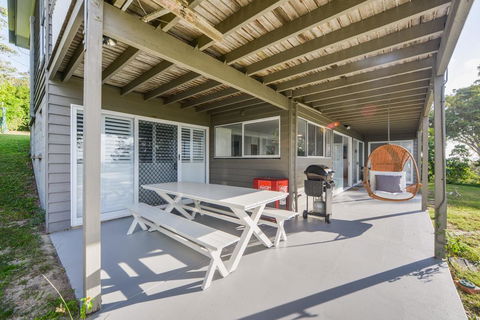 12 Merinda Crescent - Sydneys Hotel 3
