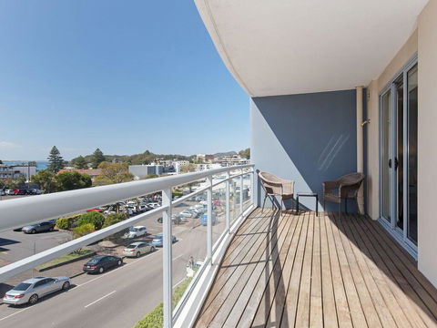 13 'Cote D'Azur', 61 Donald Street - Lovely Unit With Air Con, Pool, Lift And WiFi - Sydneys Hotel 2