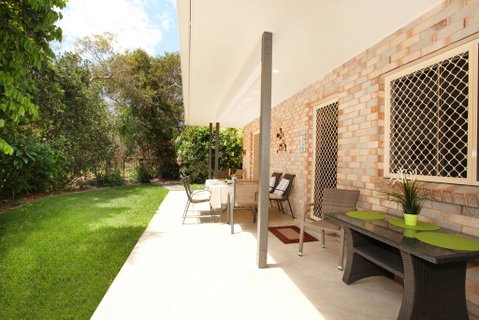 15 Joanne Street, Marcoola - Sydneys Hotel 3