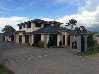 Book Toowoomba Accommodation Vacations Sydneys Hotel Sydneys Hotel
