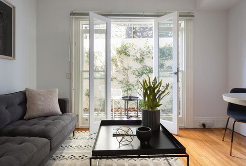 Boutique Studio Apartment In Heritage Home - Sydneys Hotel 1