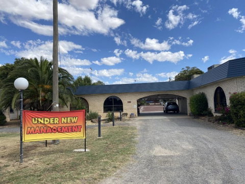 Charlton Motel - Sydneys Hotel 2