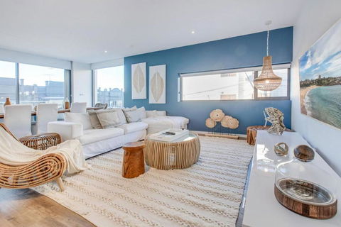 Coogee Bay Penthouse - Sydneys Hotel 0