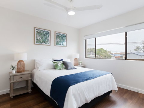 3 'Bangalee' 41 Soldiers Point Rd - Fantastic Waterfront Unit With Pool, WIFI & Chromecast - Sydneys Hotel 3