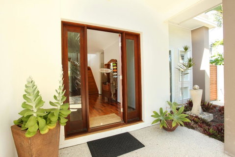 3 Bauhinia Crescent Marcoola - PET FRIENDLY, LINEN SUPPLIED, 500 BOND - Sydneys Hotel 1