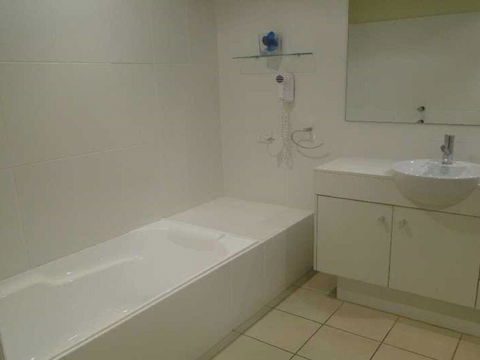 349 'Oaks Pacific Blue' 265 Sandy Point Road - Fantastic Pool - Sydneys Hotel 2