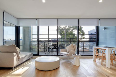 381 Cremorne - Sydneys Hotel 1