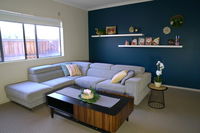 Book Pakenham Accommodation Vacations Sydneys Hotel Sydneys Hotel