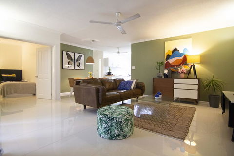 66 Martyn Street - Sydneys Hotel 0
