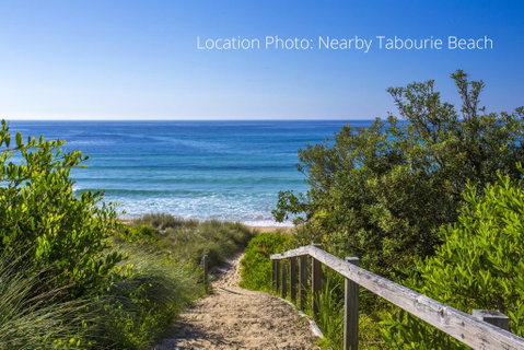 75 River Rd - Tabourie Hideaway - Sydneys Hotel 1