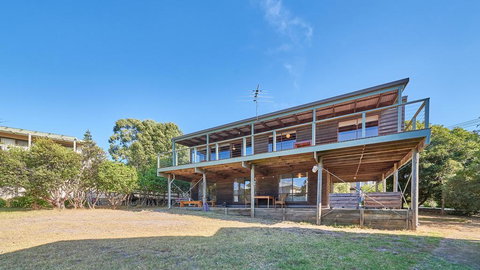 9 Boat Creek Road, Ventnor - Sydneys Hotel 2