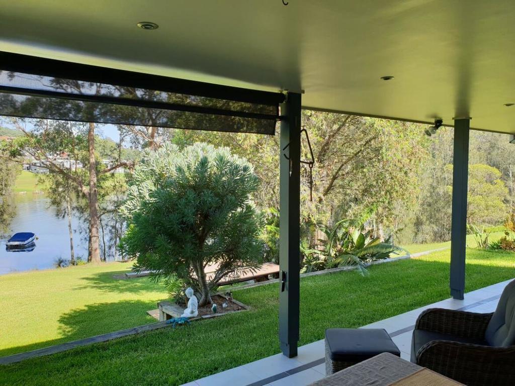 Conjola Park NSW Sydneys Hotel