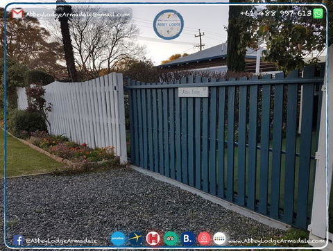 Abbey Lodge - Sydneys Hotel 2