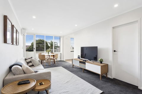 Ace's Place - Sydneys Hotel 0