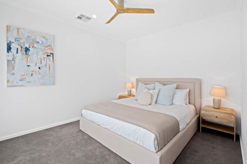 Driftwood Port Noarlunga South - Sydneys Hotel 2