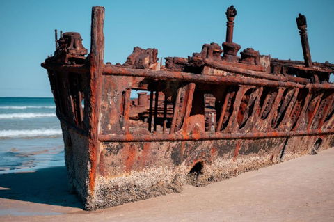 E.V. - Eurong Beach Villa - Sydneys Hotel 1