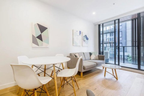 Executive Comfort Living Near La Trobe & RMIT Uni - Sydneys Hotel 1